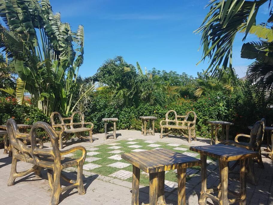 Richmond - Heroes Villa, Ac, Security, Access To Pool, Playground & Private Beach - Welcome Breakfast Basket Buitenkant foto
