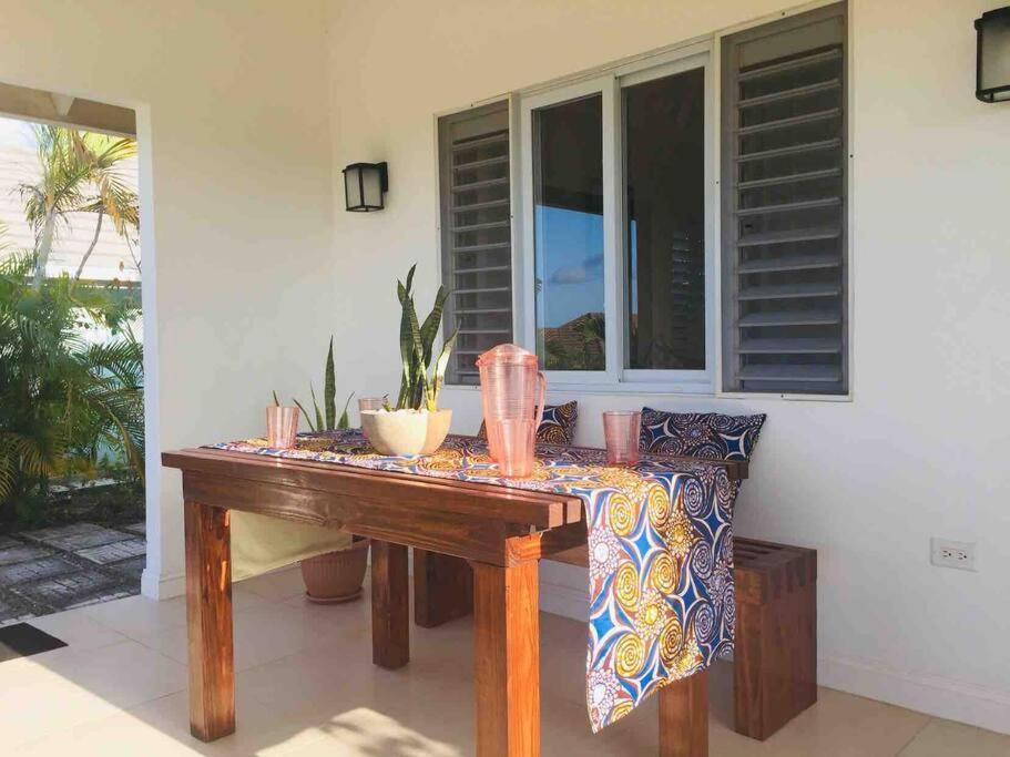 Richmond - Heroes Villa, Ac, Security, Access To Pool, Playground & Private Beach - Welcome Breakfast Basket Buitenkant foto